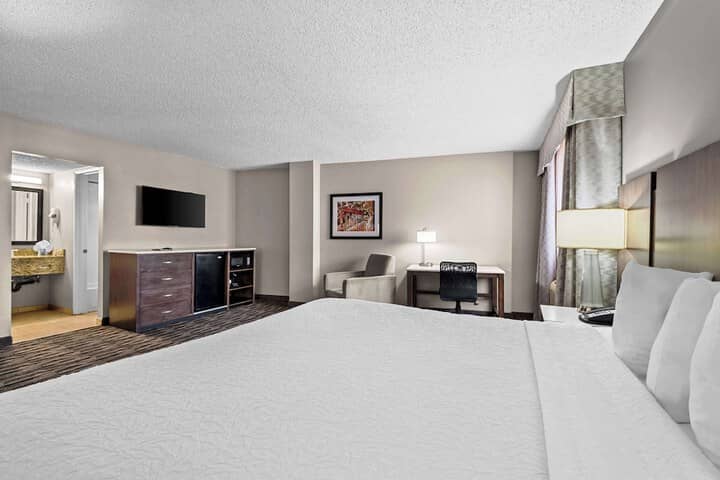 Room 20 of 35